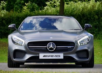 Hybrid vs. Electric: Which is the Better Investment for Drivers?