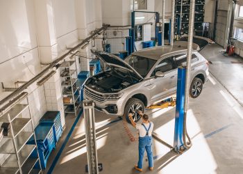 What are the benefits of regular auto repair?