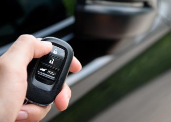 Car Remotes: High-Quality Key Fobs and Keyless Entry Remotes at Al Najm Al Thahabi: