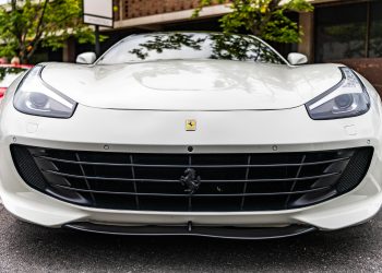 How to Remove Paint Protection Film from Car in Dubai?